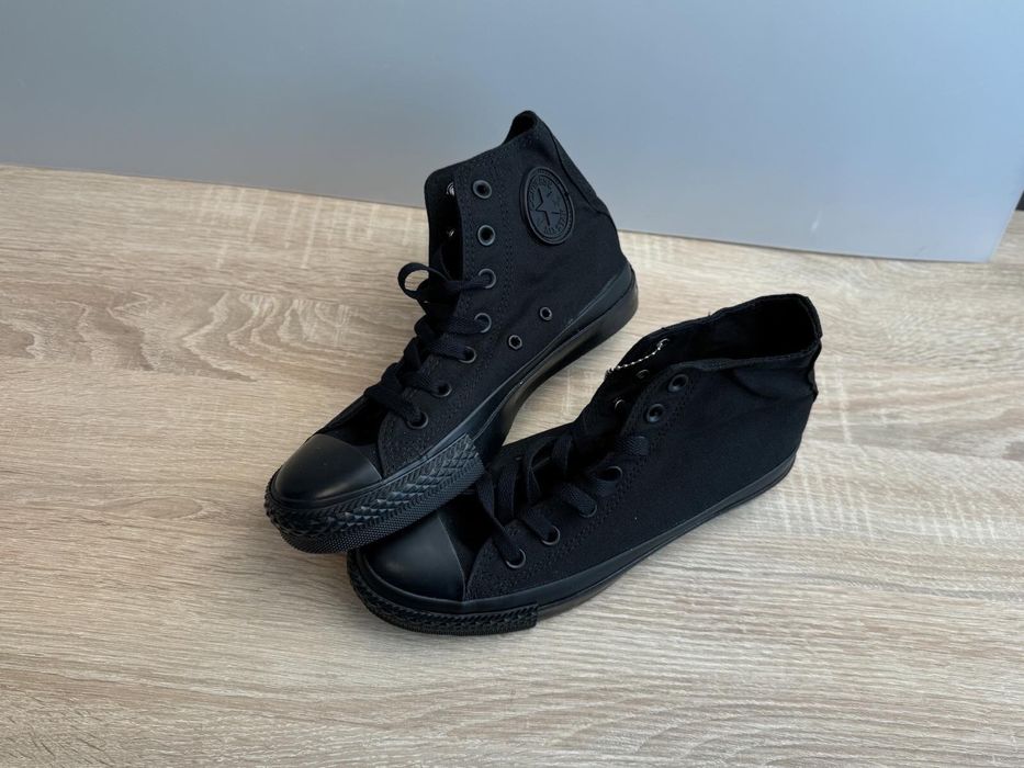 Кеди  Converse, чорного кольору , 41 розмір.