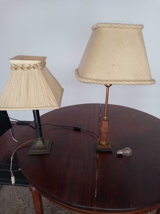 Candeeiros de mesa, usados