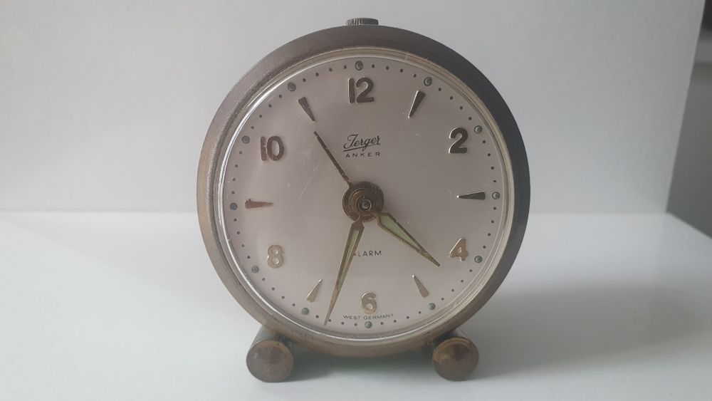 Desportador Looping branco com riscas douradas