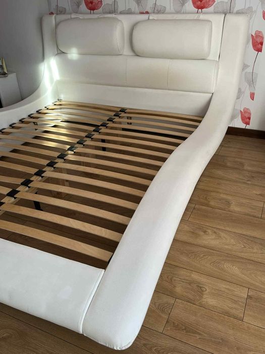 Sprzedam łóżko 160x200