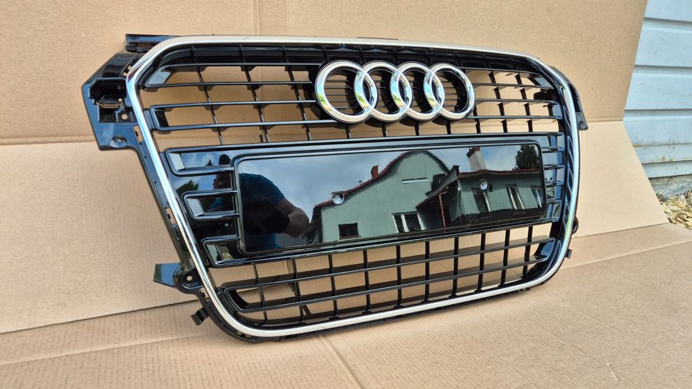 Atrapa Chłodnicy Grill Audi A1 8X0 10-14 OE 8X0853651 Black Połysk Oryg NEW