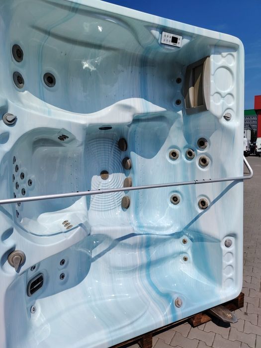 Jacuzzi ogrodowe używane Balboa 5 osobowe
