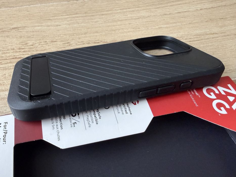 Pancerne etui Zagg iPhone 16 Pro