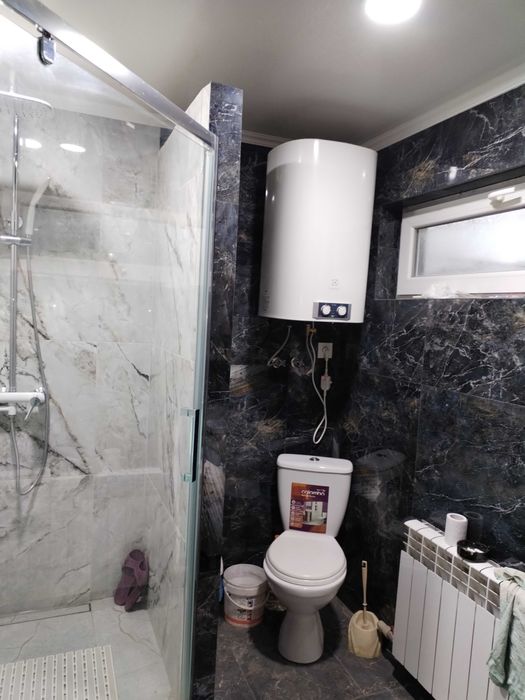 Продам 2 комнатную квартиру на пос. Котовского со своим двором