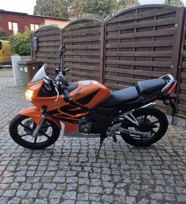 Honda cbr 125 r jc34