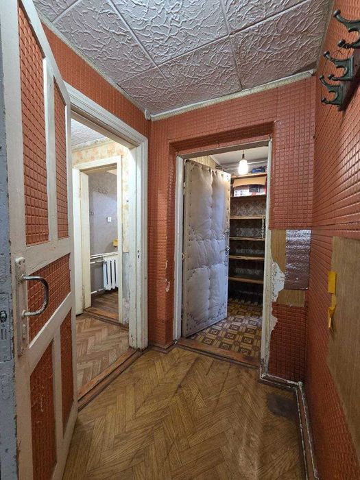 Продаж квартири на землі в центральній частині Черкас