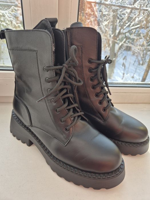 Зимові черевики, 40 розмір, натуральна шкіра, утеплені