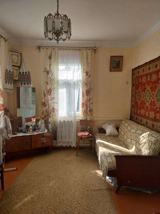 Продам будинок у селі Голишів
