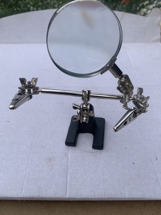 Трейтя рука для пайки