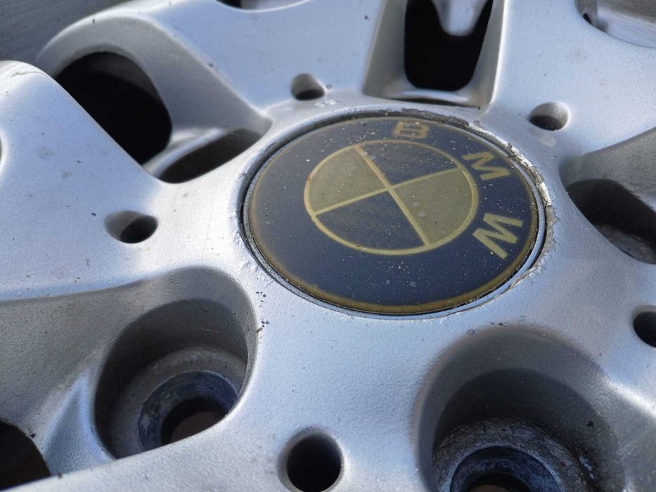 Conjunto de Jantes BMW 16 Originais com centros