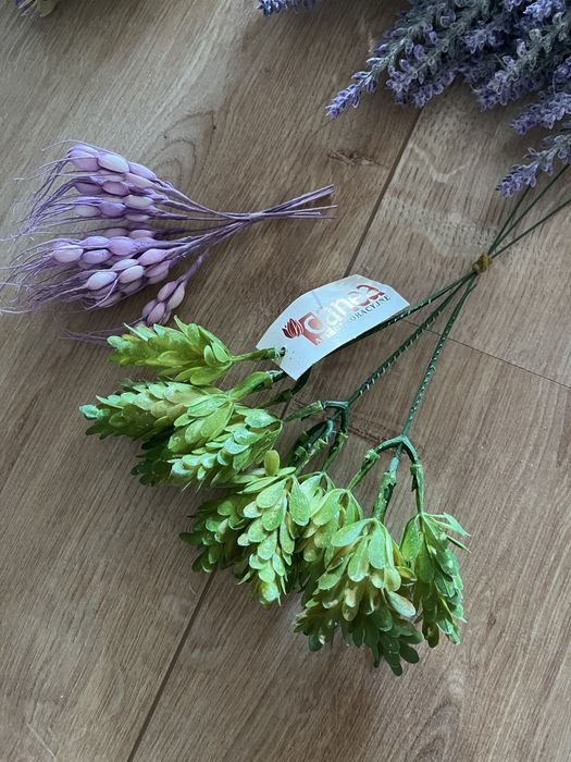 Штучні квіти, головки, пластикові букети