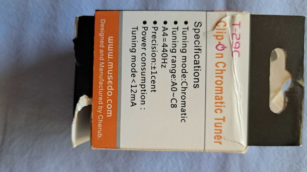 Tuner chromatyczny / gitarowy T-29C Musedo