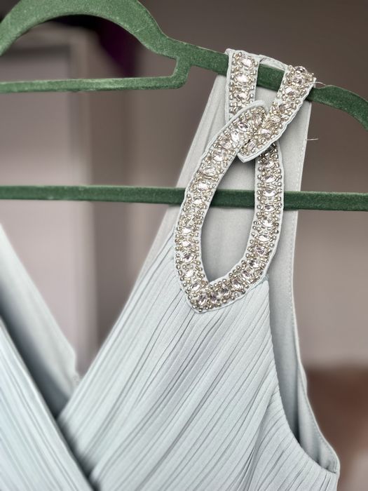 Długa elegancka sukienka