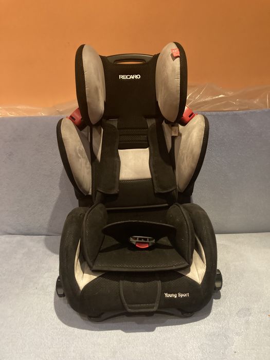 Fotelik samochodowy Recaro Young Sport 9-18kg