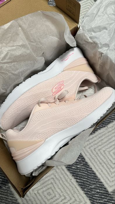 ПРОДАМ Кроссовки «Skechers”.