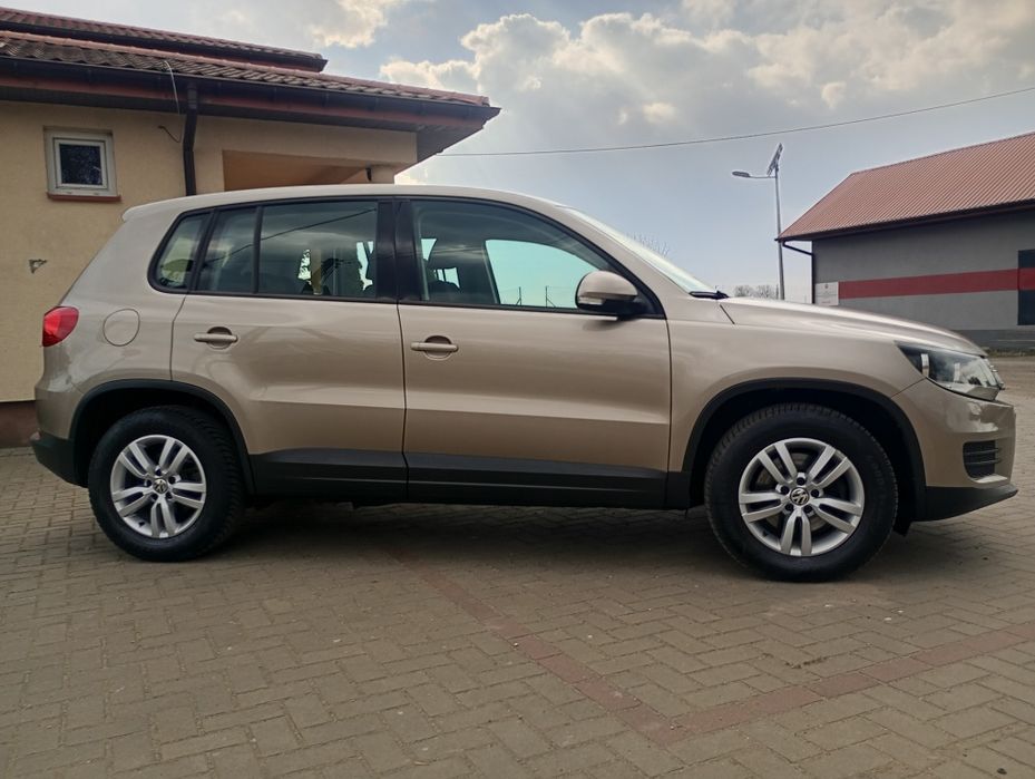 Volkswagen Tiguan 1.4 TSI oryginał alufelgi nawigacja