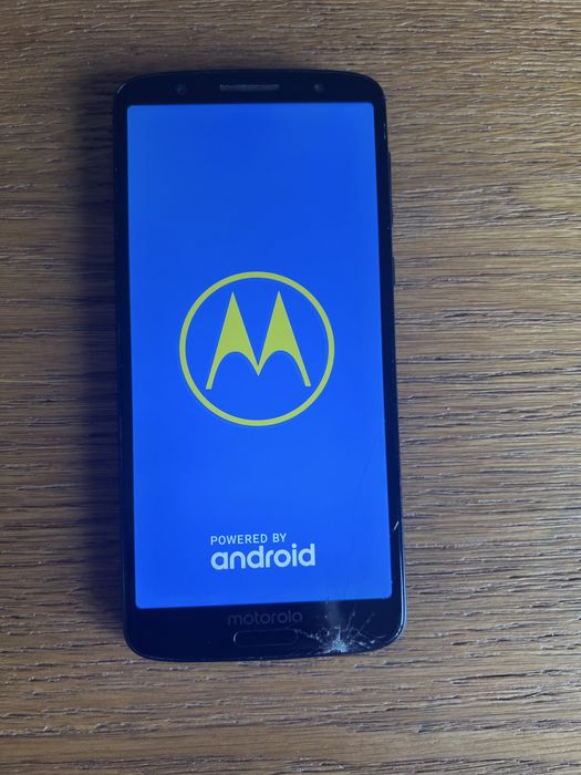 Smartfon Motorola G6