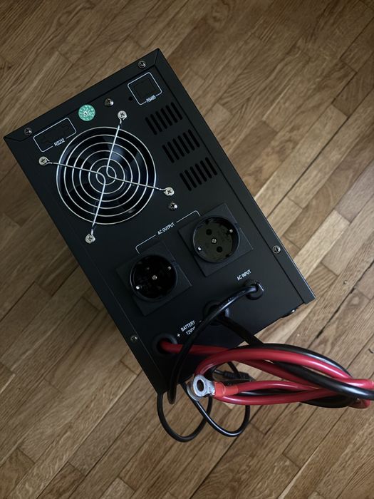 Інвертор SWD-10212 на 1kw 12V