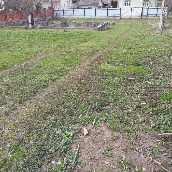 Продам земельну ділянку з фундаментом м.Самбір