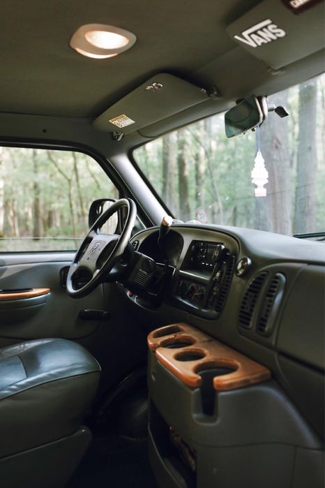 Dodge Ram Van Cargo 3.9 V6