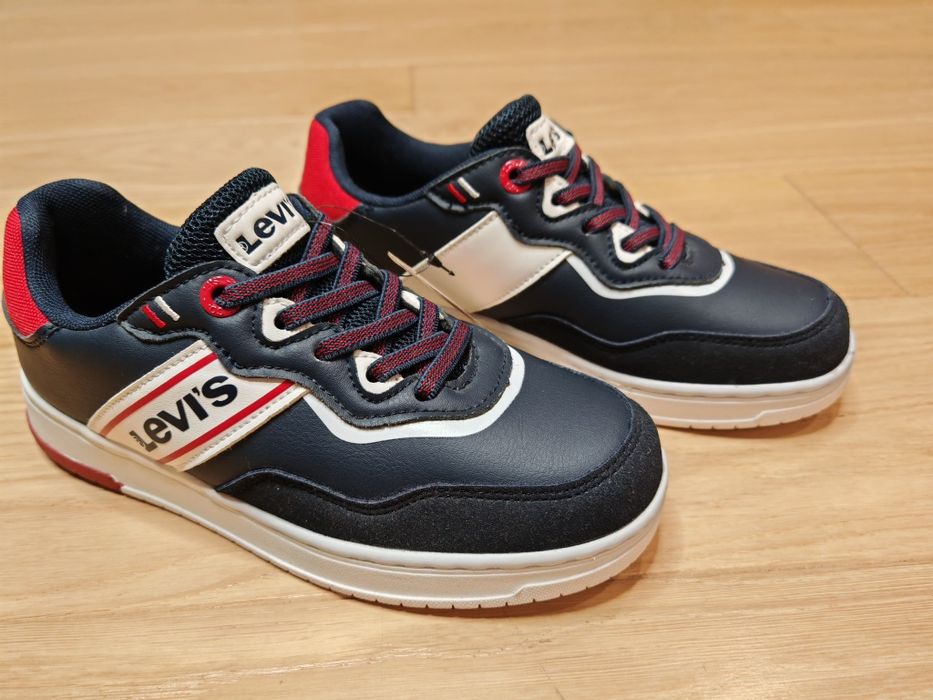 Buty Levi's sneakersy Irving r 33