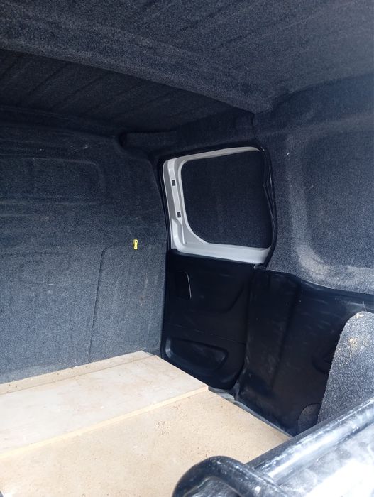 Berlingo Van XL 1.5HDI - Renting (cedência contratual)