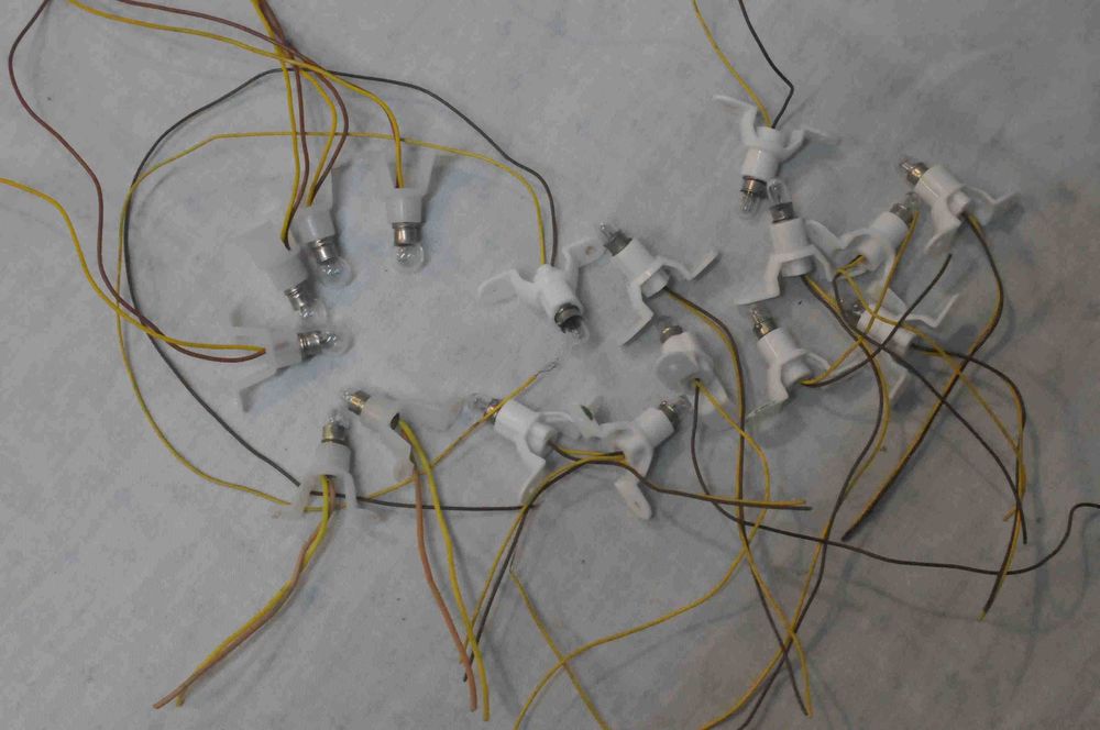 HO - Lampada 14-19 volts com casquilho BRAWA