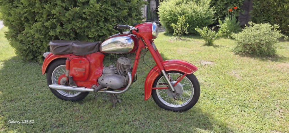 Motocykl Jawa 353 175cm3