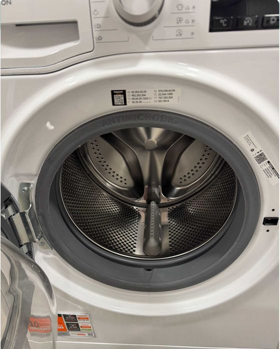 Máquina de Lavar Roupa HOTPOINT NM11 847 WS A EU 8 kg