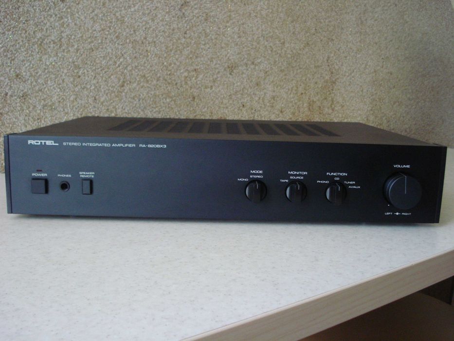 Підсилювач "Rotel" RA-820BX3, тюн. RT-02