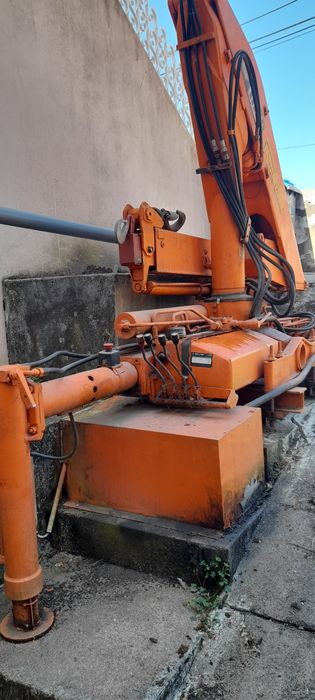 Grua de camiões elétrica