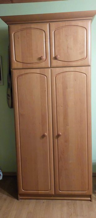 Szafa,stolik pod cokolwiek
