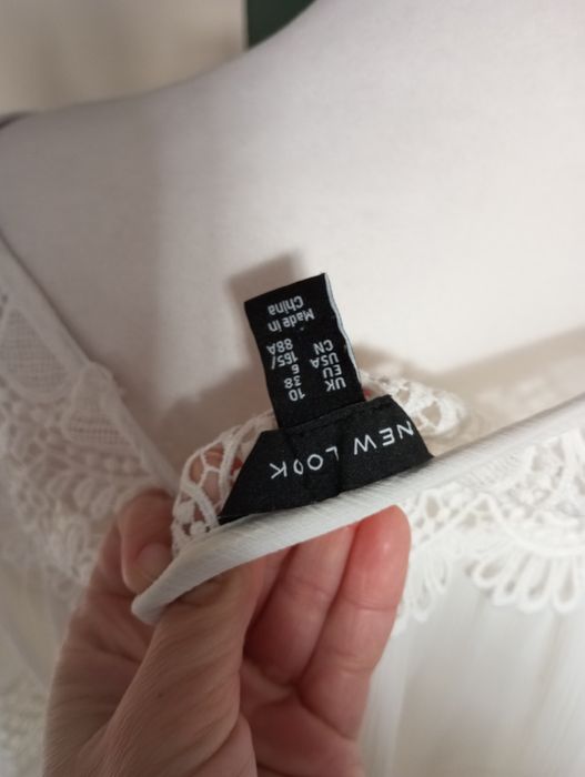 Biała elegancka bluzka rozmiar M