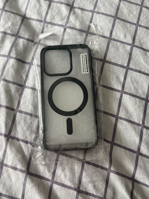 Продам чохол на 14 pro