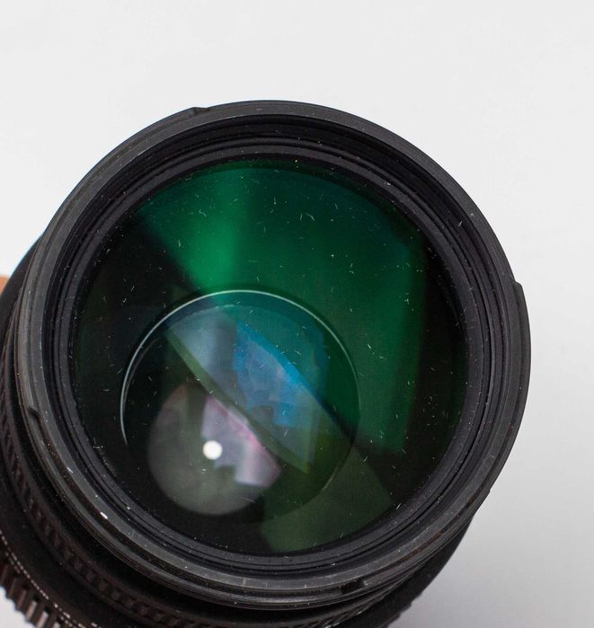 Objetiva 70-300mm (105-460mm em sensores Aps-c) AF Nikon