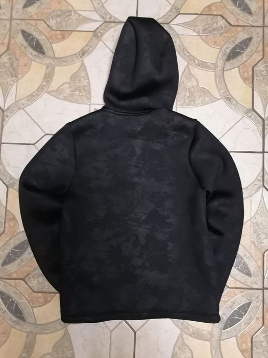 Оригінальна зіпка Lacoste
