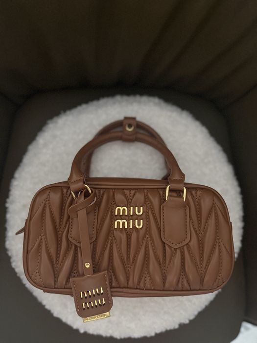 Miumiu - Arcadie tote bag | Używana, stan bdb