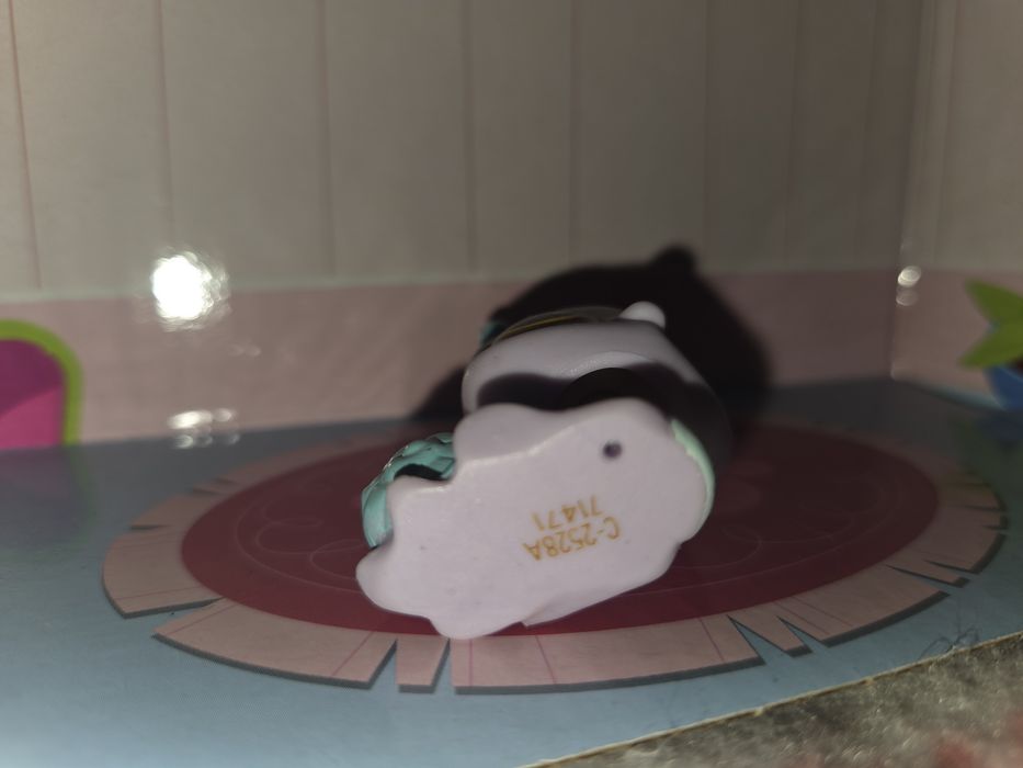 LPS Littlest Pet Shop Sue Snailby