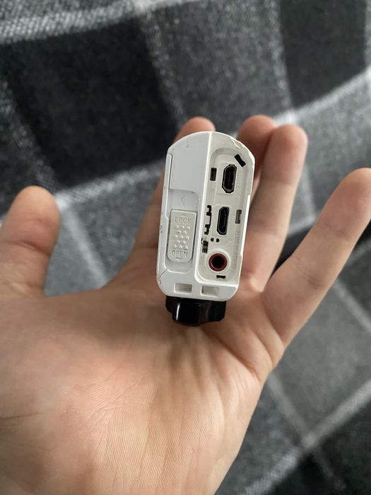 Камера Sony FDR-X3000