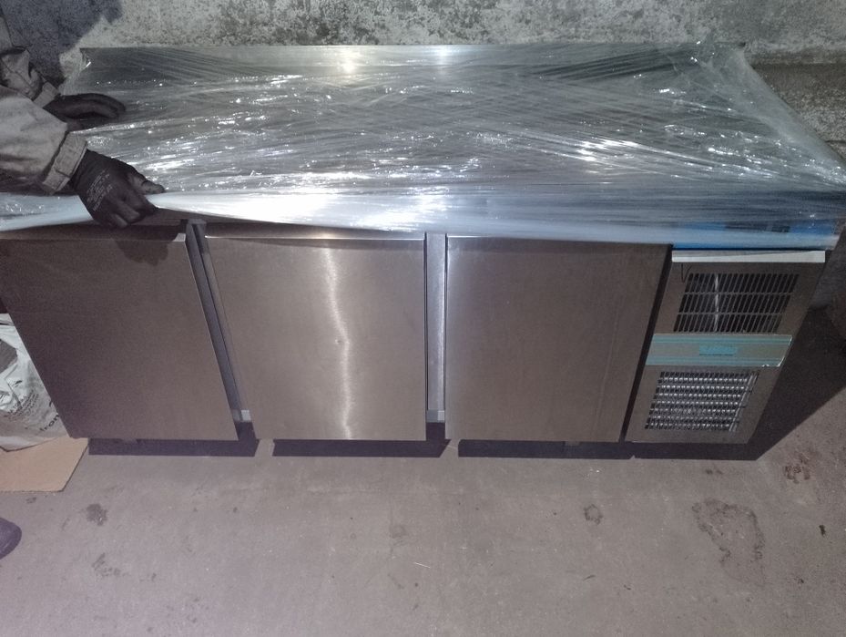 Stół chłodniczy rilling Krosno metal 3 dzwiowy