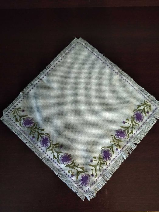 Серветка вишита хрестиком