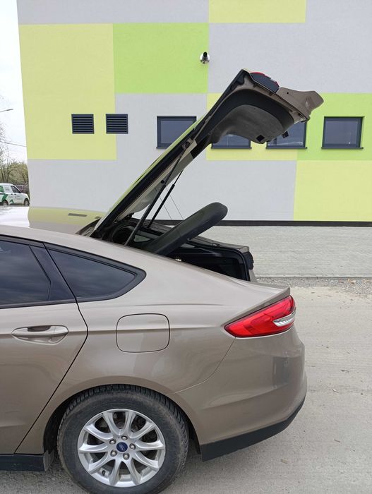 Samochód osobowy FORD MONDEO