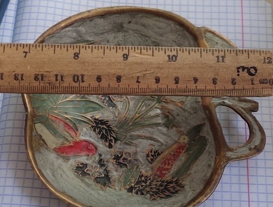 Продам на подарок Бронзовый поднос