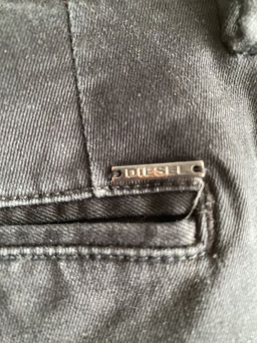 Джинсы черные