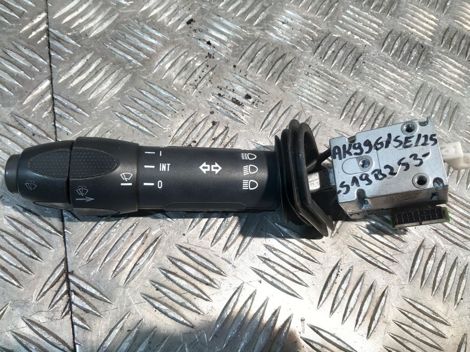 Przełącznik Zespolony Manetka Kierunkowskazu Oe Iveco 5801781392