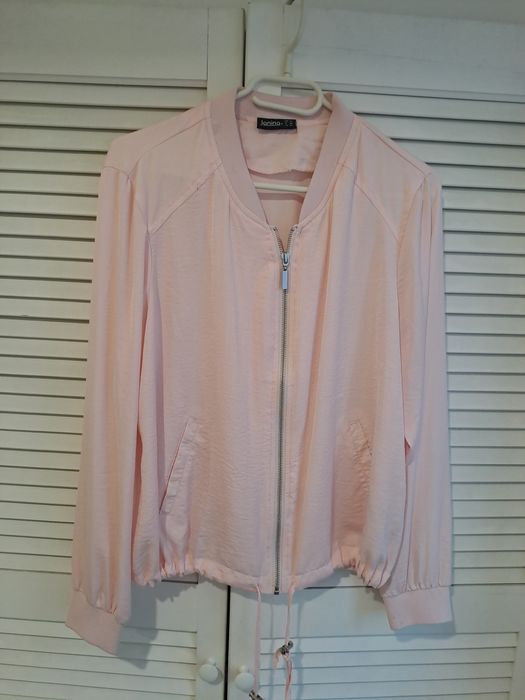 Cienka kurtka rozm 42