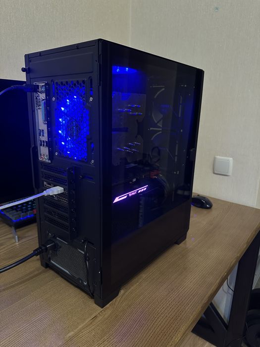 Продам системний блок FX-6300, 16gb, GTX 1080 8gb, SSD 120+512gb
