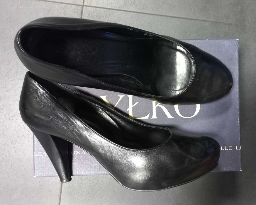 Czarne skórzane czółenka rozmiar 40, RYŁKO