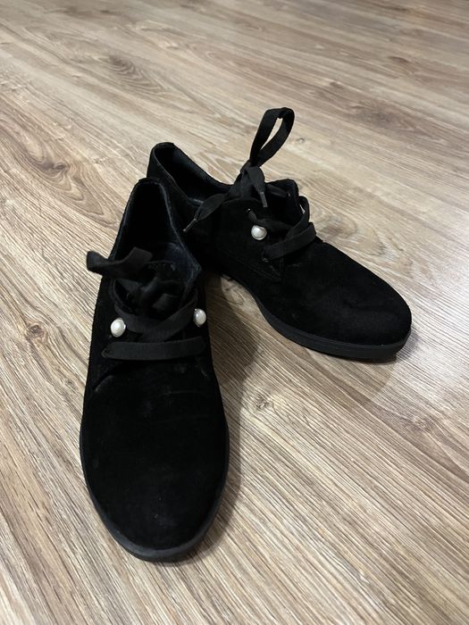 Туфлі жіночі, замшеві