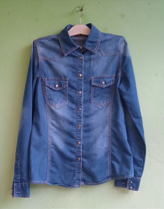 Camisa de ganga.